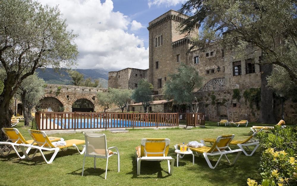 Parador De Jarandilla De La Vera Exteriér fotografie